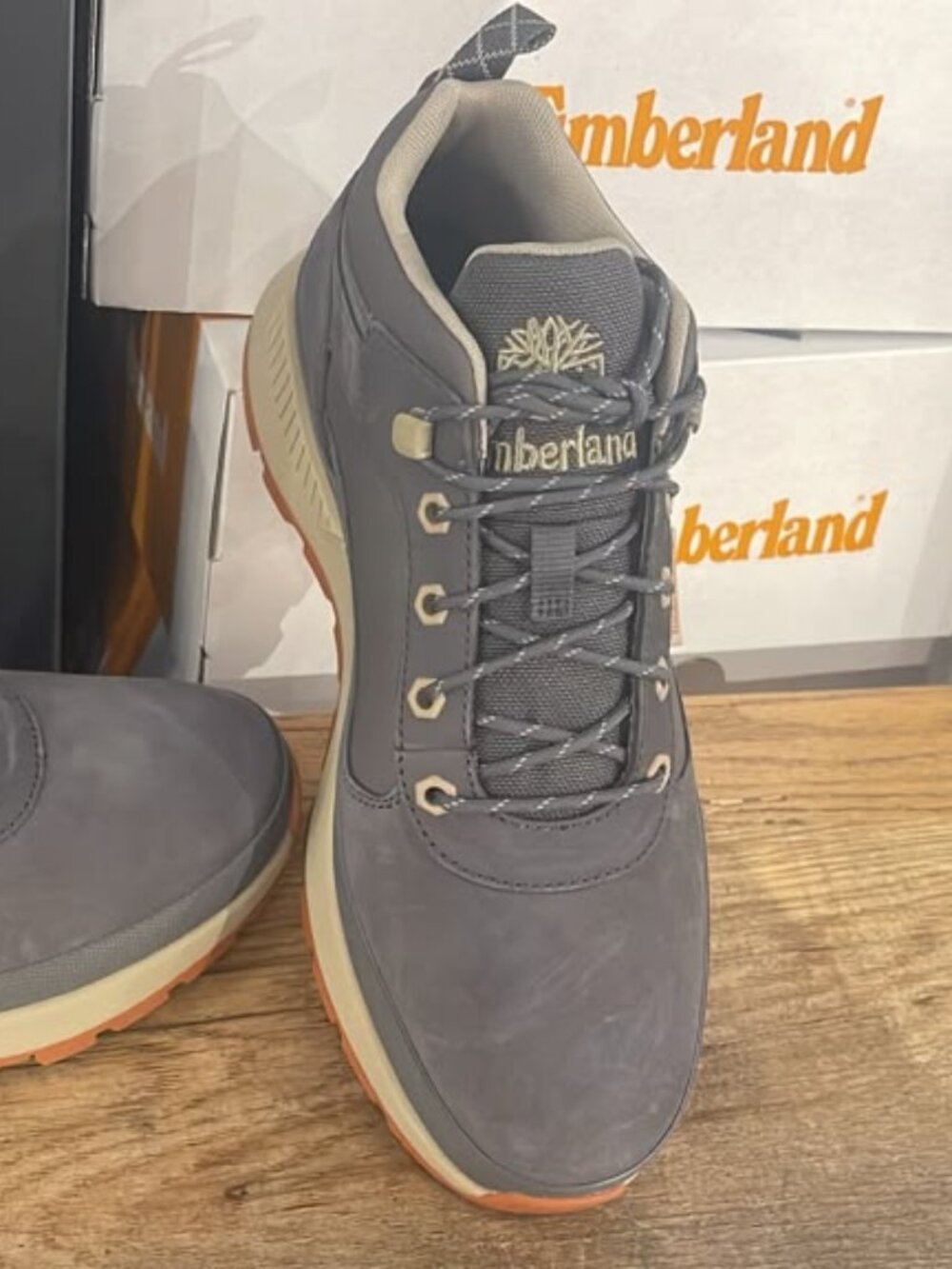 TIMBERLAND MEN'S FIELD TREKKER BOOT LOW LACE SNEAKER NUBUCK BROWN A6DKN-A90